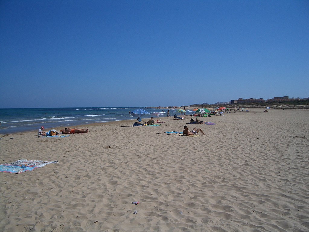 Guardamar del Segura, fina arena dorada y aguas cristalinas para el disfrute de tus clientes  Playas en el mundo